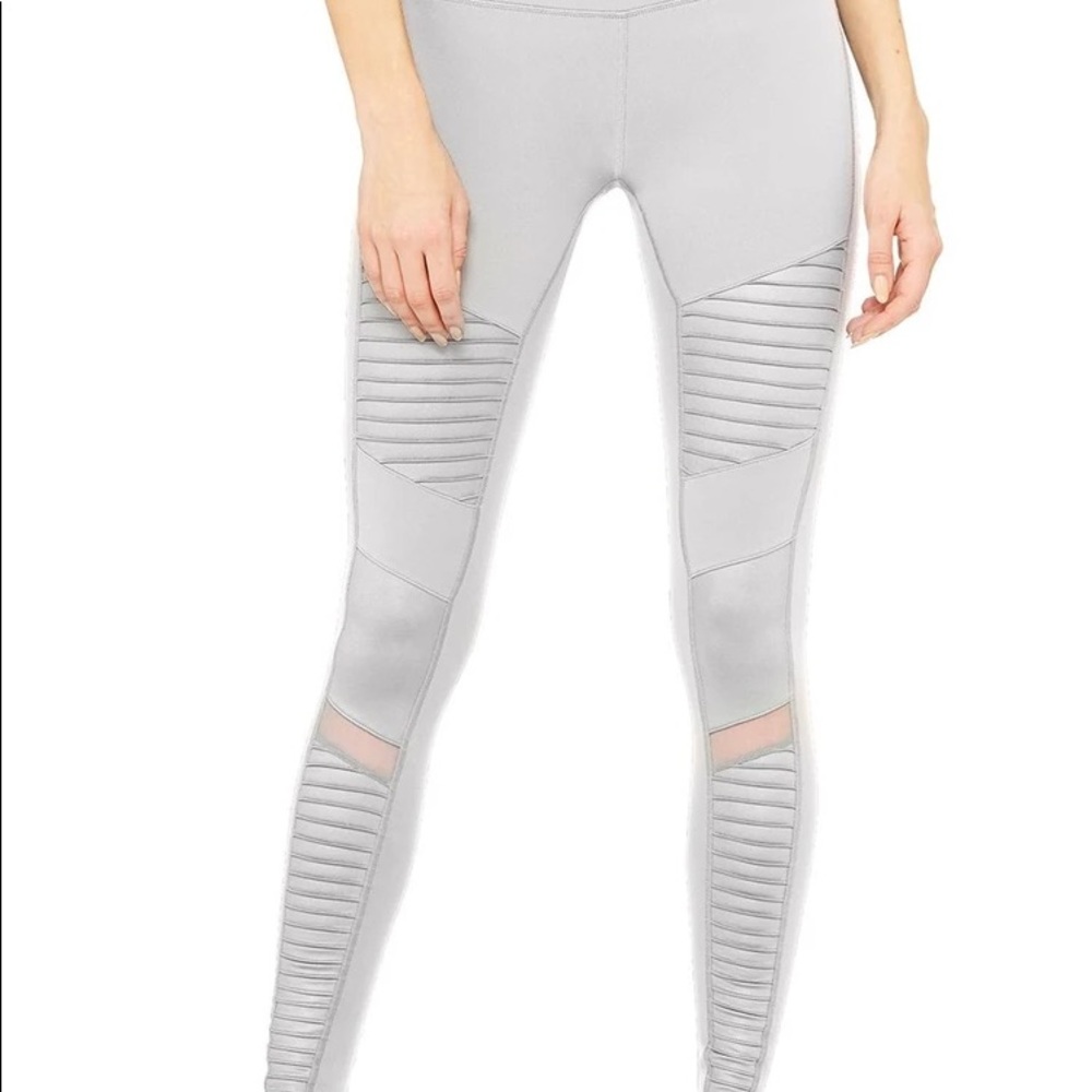Alo Yoga Moto Legging